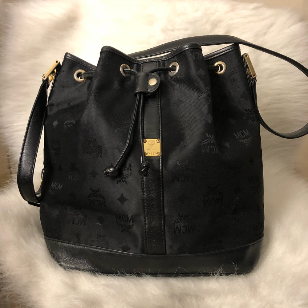 🍁Vintage MCM Bucket Crossbody Bag🍁